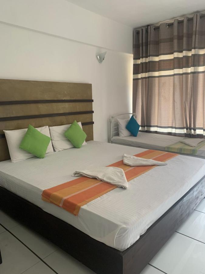 360 Beach Residence Негомбо Екстериор снимка