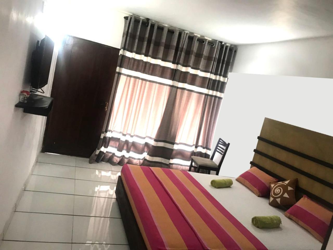 360 Beach Residence Негомбо Екстериор снимка